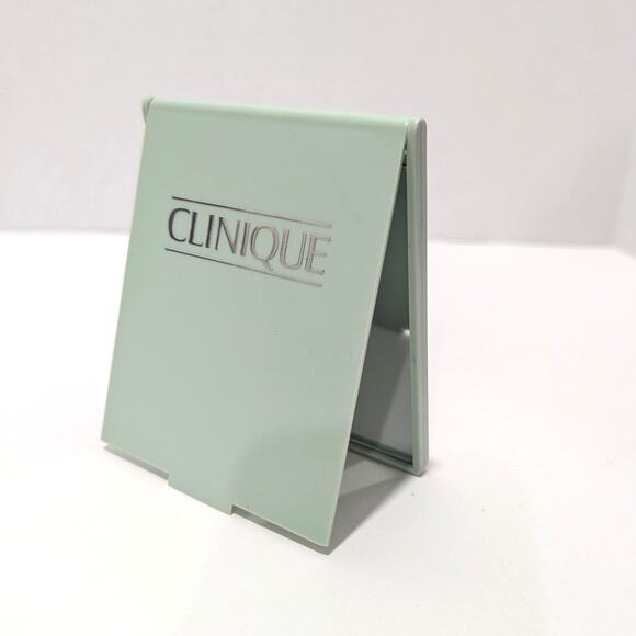 Vtg 90s Clinique Compact Travel Mirror 4.5" Fold Out Purse Make Up Green Logo - Picture 2 of 9